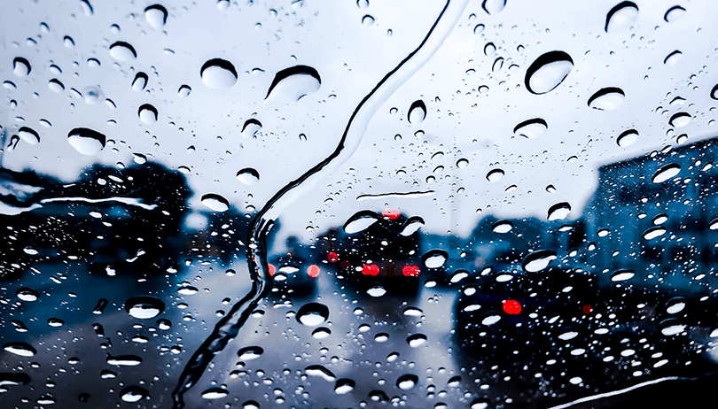 rain drops on car windscreen